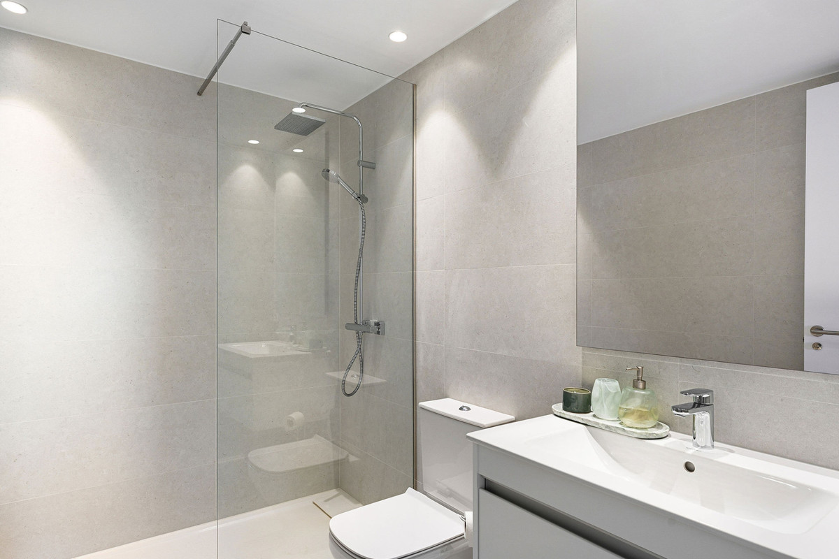 Se vende Apartamento Planta Media de 2 dormitorios en Costa Del Sol, Málaga, España