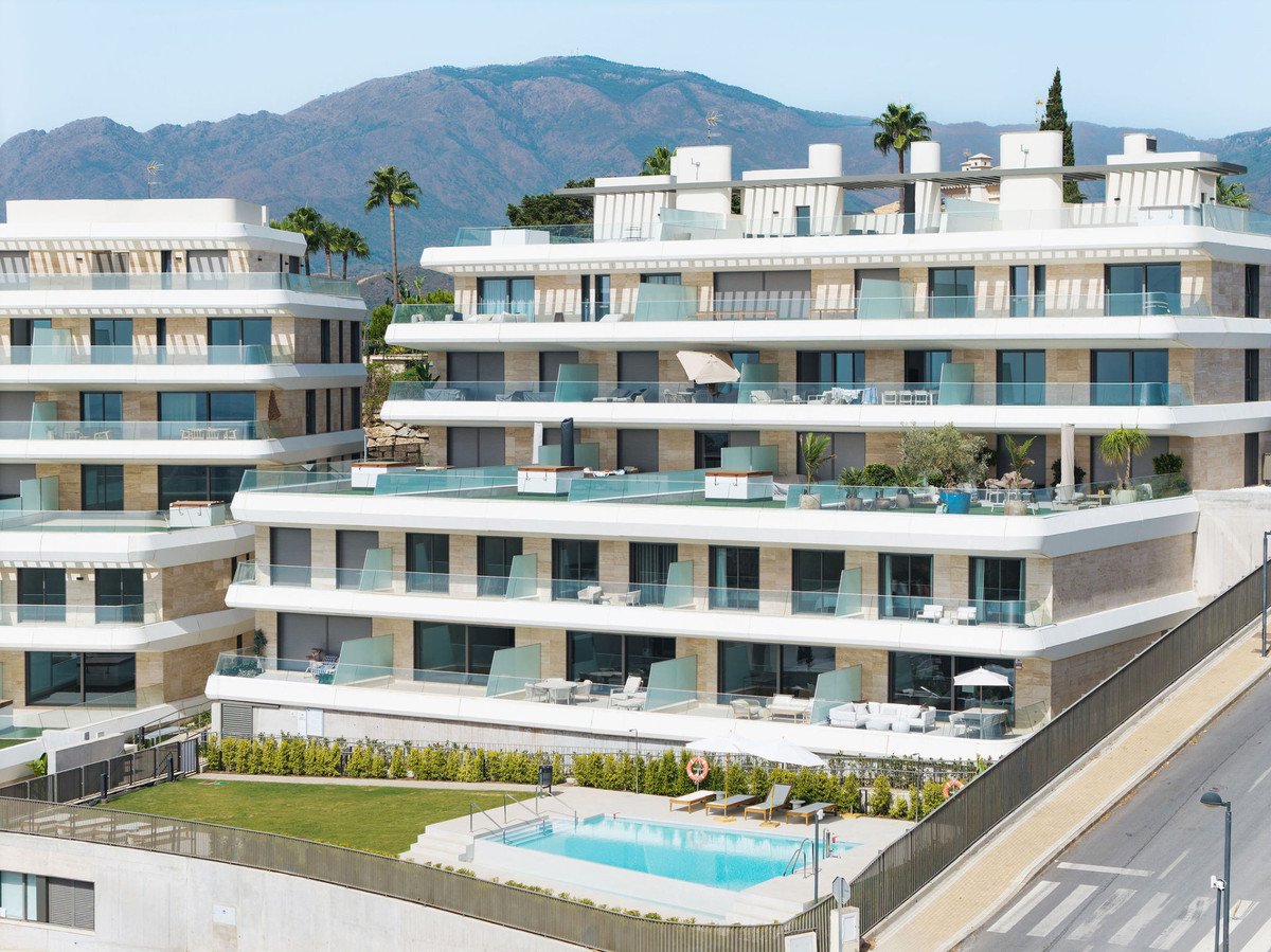 Se vende Apartamento Planta Media de 2 dormitorios en Costa Del Sol, Málaga, España