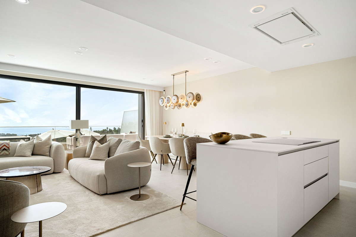Se vende Apartamento Planta Media de 2 dormitorios en Costa Del Sol, Málaga, España