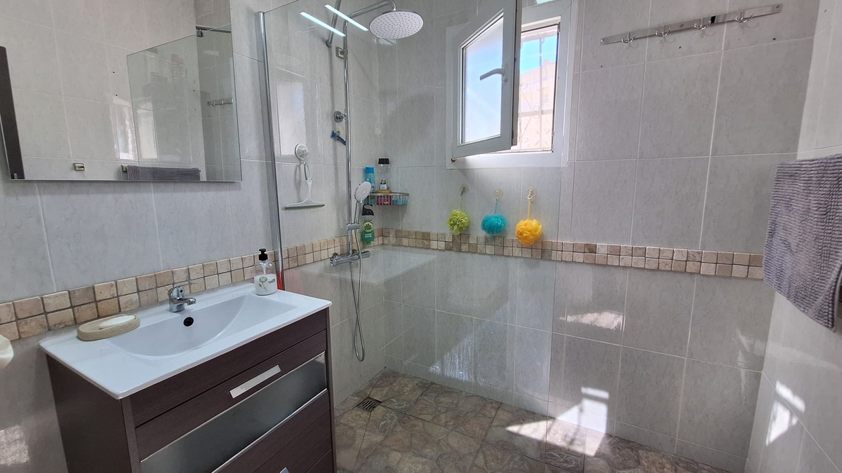 2 Bed Townhouse for sale in Villamartin Costa Blanca, Alicante, Spain