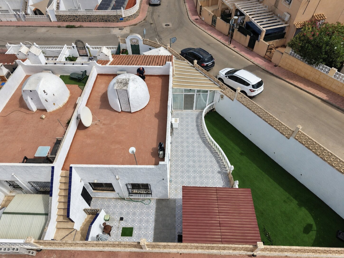 2 Bed Townhouse for sale in Villamartin Costa Blanca, Alicante, Spain