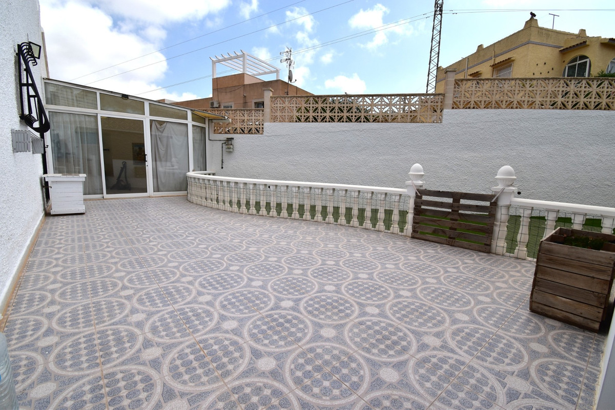 2 Bed Townhouse for sale in Villamartin Costa Blanca, Alicante, Spain