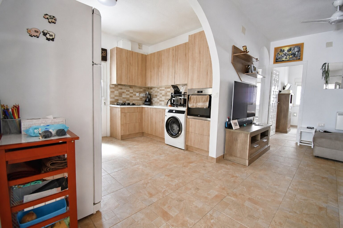 2 Bed Townhouse for sale in Villamartin Costa Blanca, Alicante, Spain