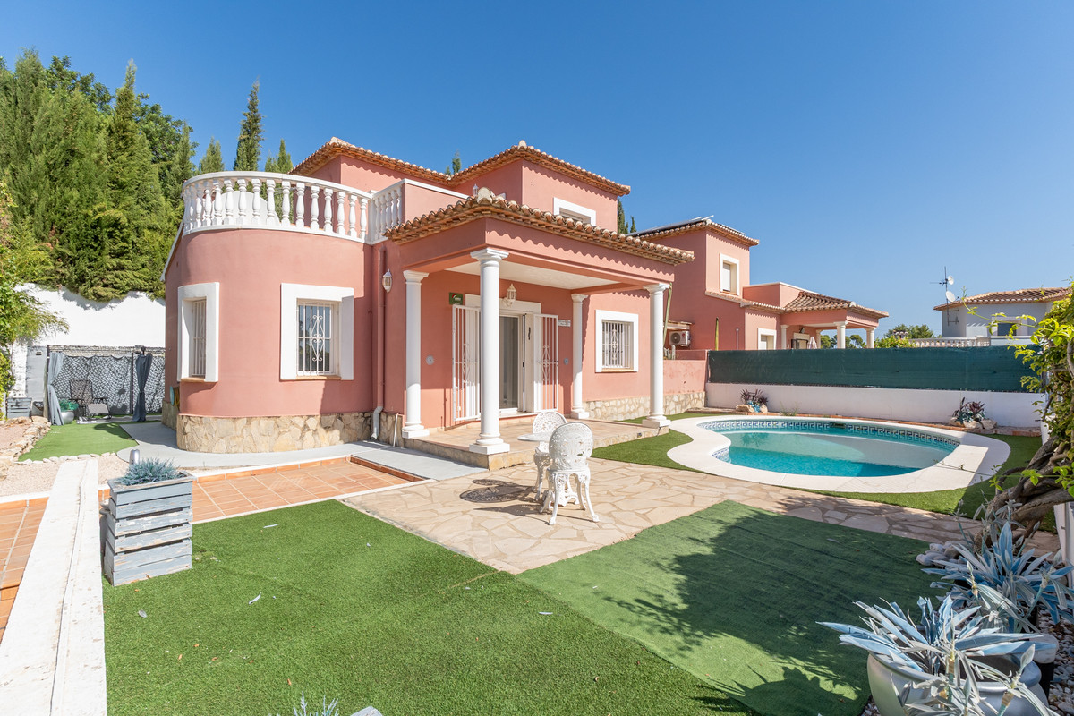 3 Bed Townhouse for sale in Beniarbeig Costa Blanca, Alicante, Spain
