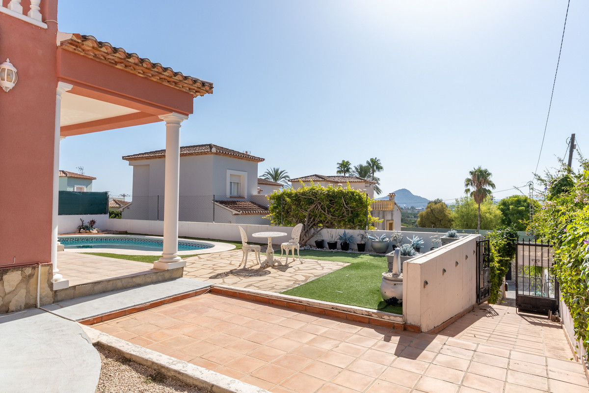 3 Bed Townhouse for sale in Beniarbeig Costa Blanca, Alicante, Spain