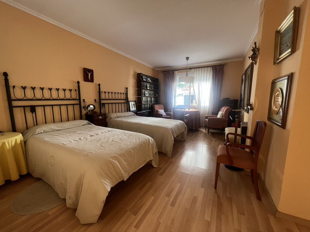 7 Bed Townhouse for sale in Denia Costa Blanca, Alicante, Spain