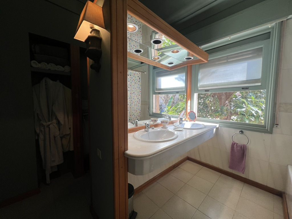 7 Bed Townhouse for sale in Denia Costa Blanca, Alicante, Spain