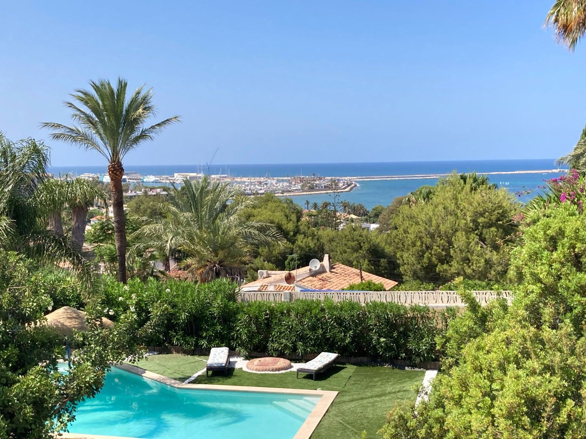 2 Bed Townhouse for sale in Denia Costa Blanca, Alicante, Spain