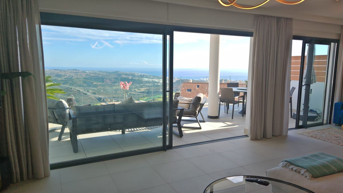 2 Bed Apartment for sale in Calanova Golf Costa Del Sol, Málaga, Spain