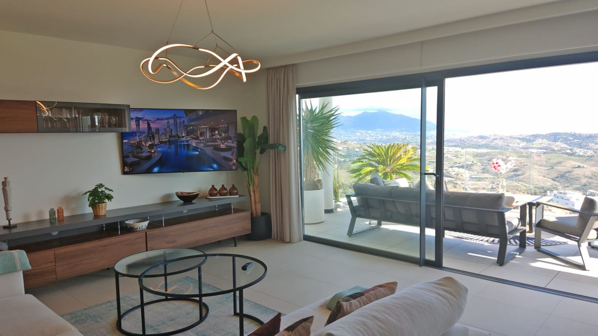 2 Bed Apartment for sale in Calanova Golf Costa Del Sol, Málaga, Spain