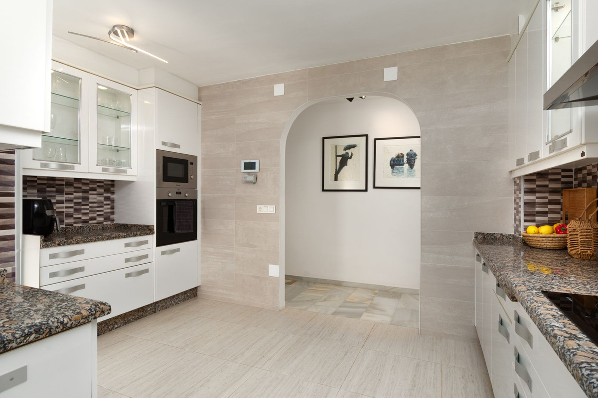 Se vende Villa - Chalet de 3 dormitorios en Costa Del Sol, Málaga, España