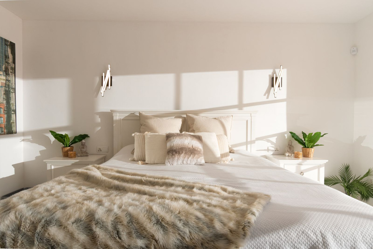 Se vende Villa - Chalet de 3 dormitorios en Costa Del Sol, Málaga, España