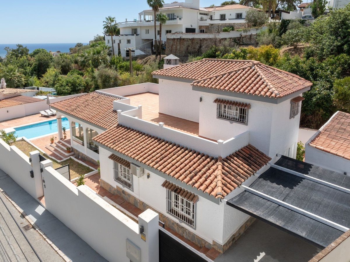 Se vende Villa - Chalet de 3 dormitorios en Costa Del Sol, Málaga, España
