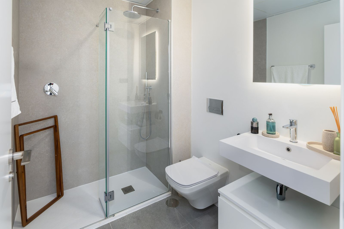 3 Bed Apartment for sale in Marbella Costa Del Sol, Málaga, Spain