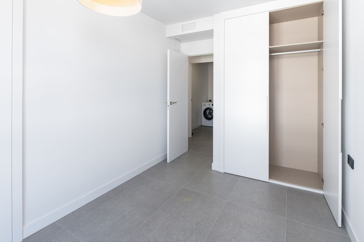 3 Bed Apartment for sale in Marbella Costa Del Sol, Málaga, Spain
