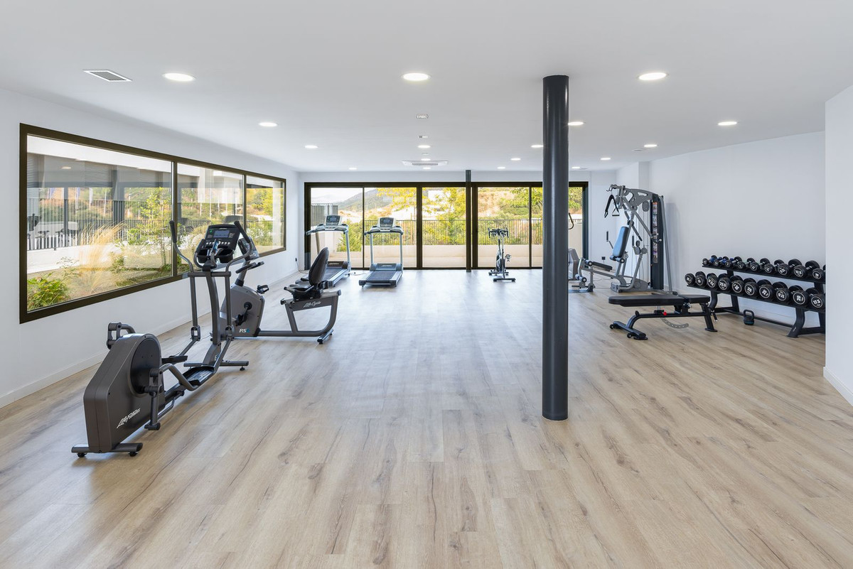 3 Bed Apartment for sale in Marbella Costa Del Sol, Málaga, Spain