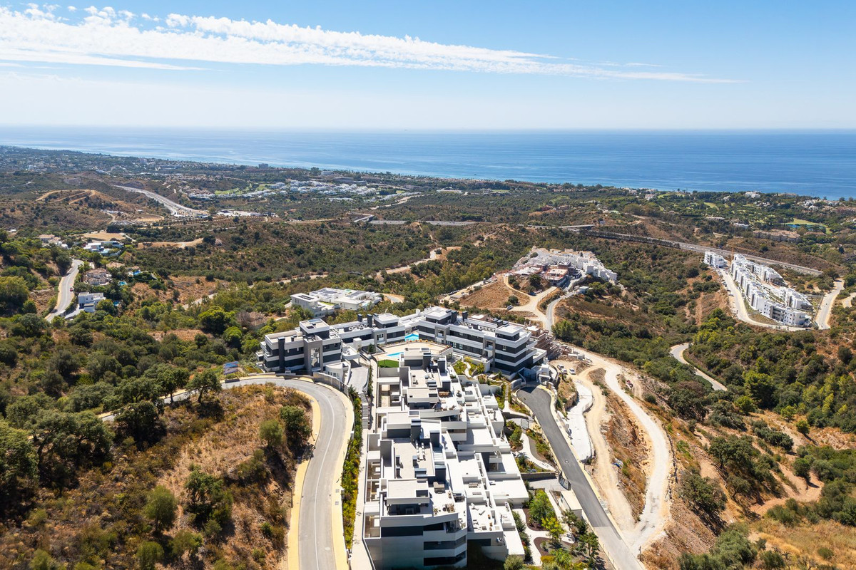 3 Bed Apartment for sale in Marbella Costa Del Sol, Málaga, Spain