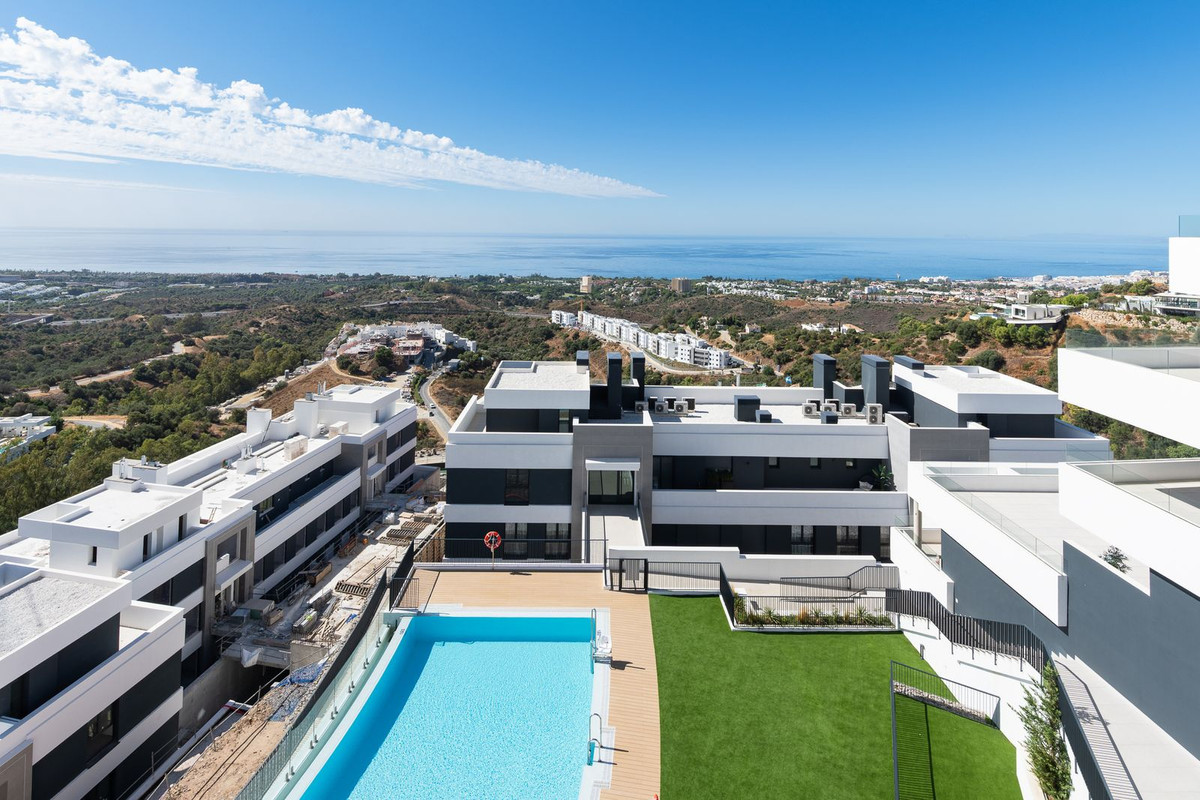 3 Bed Apartment for sale in Marbella Costa Del Sol, Málaga, Spain