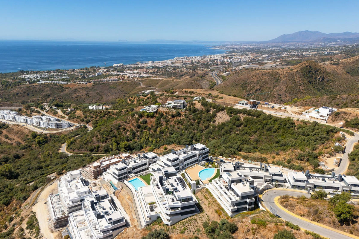 3 Bed Apartment for sale in Marbella Costa Del Sol, Málaga, Spain