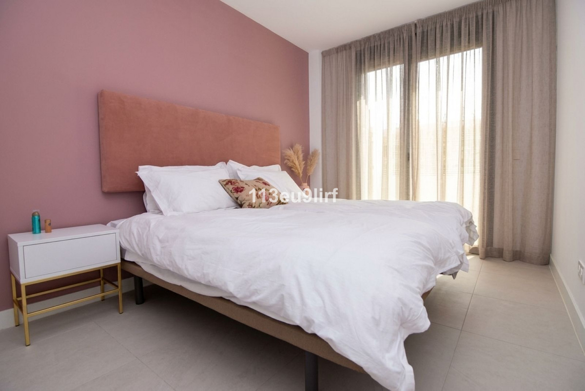 Se vende Apartamento Planta Baja de 3 dormitorios en Costa Del Sol, Málaga, España