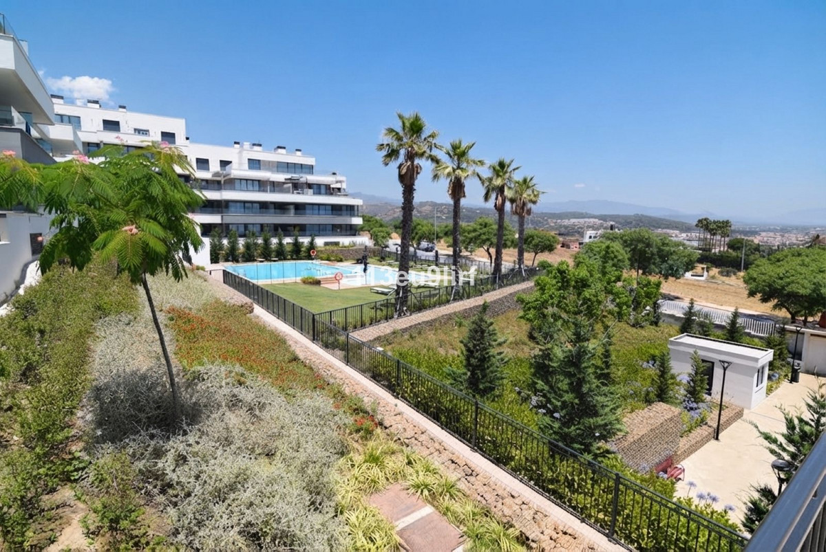 Se vende Apartamento Planta Baja de 3 dormitorios en Costa Del Sol, Málaga, España