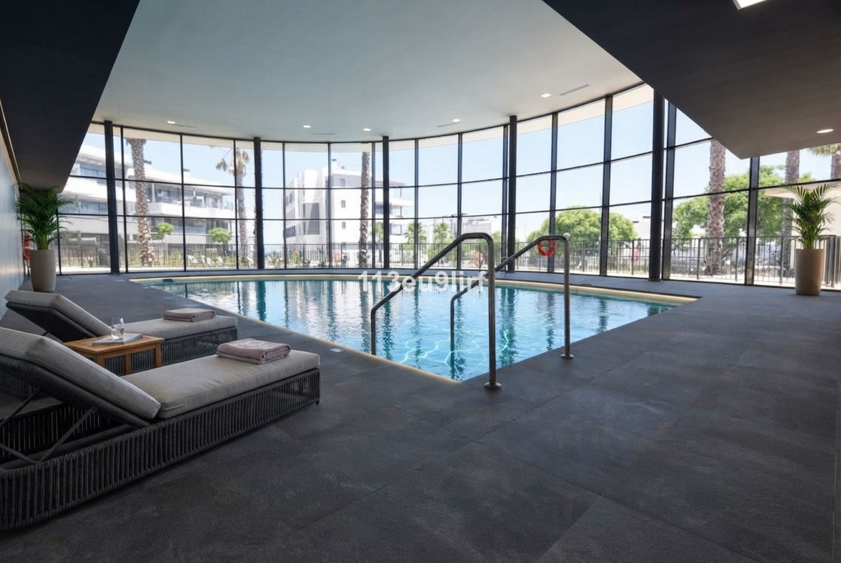 Se vende Apartamento Planta Baja de 3 dormitorios en Costa Del Sol, Málaga, España