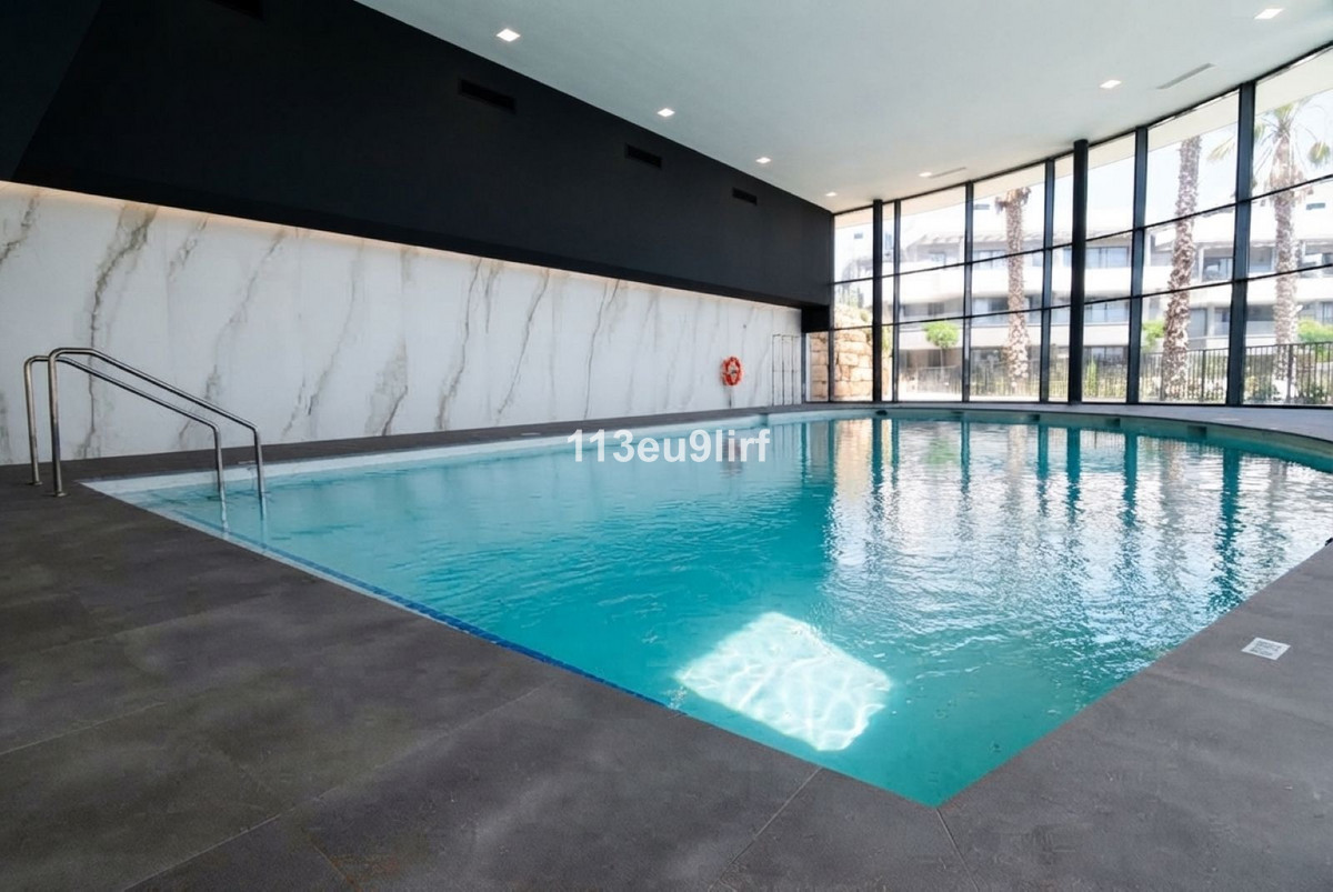 Se vende Apartamento Planta Baja de 3 dormitorios en Costa Del Sol, Málaga, España