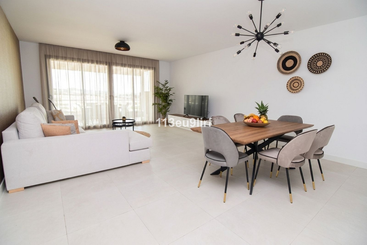 Se vende Apartamento Planta Baja de 3 dormitorios en Costa Del Sol, Málaga, España