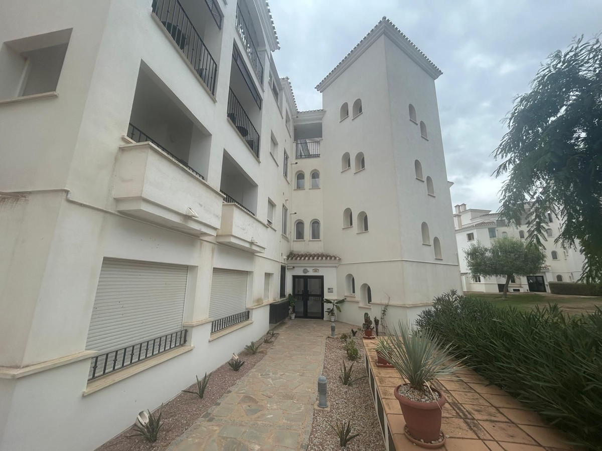 Se vende Apartamento Planta Media de 2 dormitorios en Costa Calida, Murcia, España