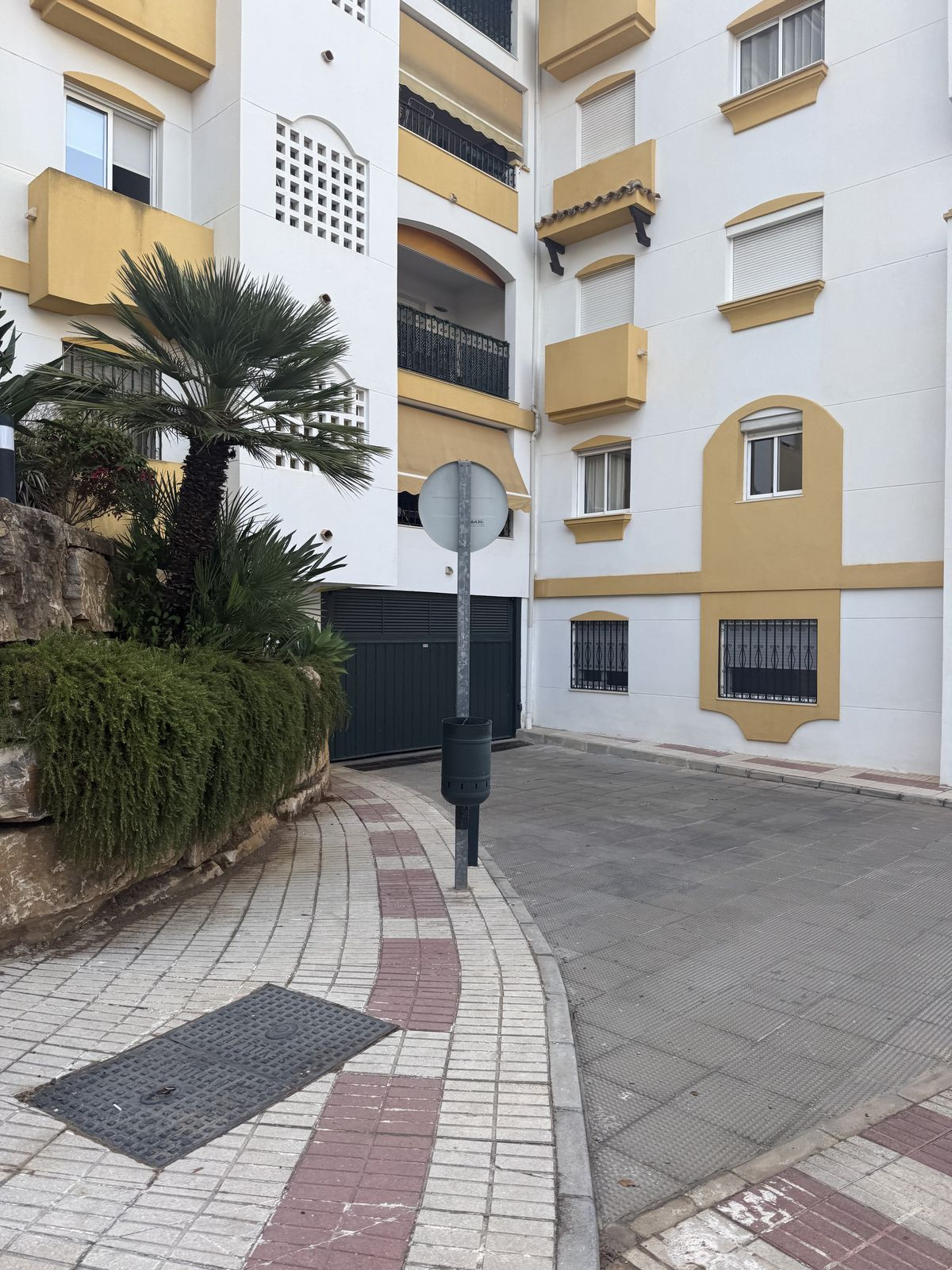 Se vende Garaje  en Costa Del Sol, Málaga, España