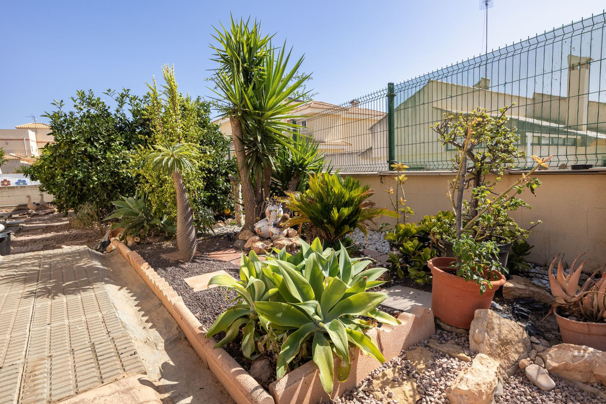 4 Bed Townhouse for sale in La Regia Costa Blanca, Alicante, Spain
