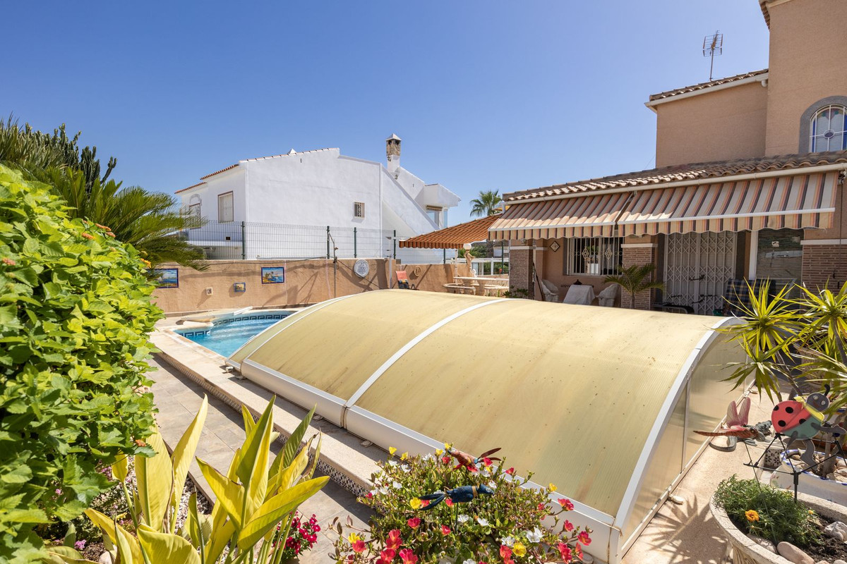 4 Bed Townhouse for sale in La Regia Costa Blanca, Alicante, Spain