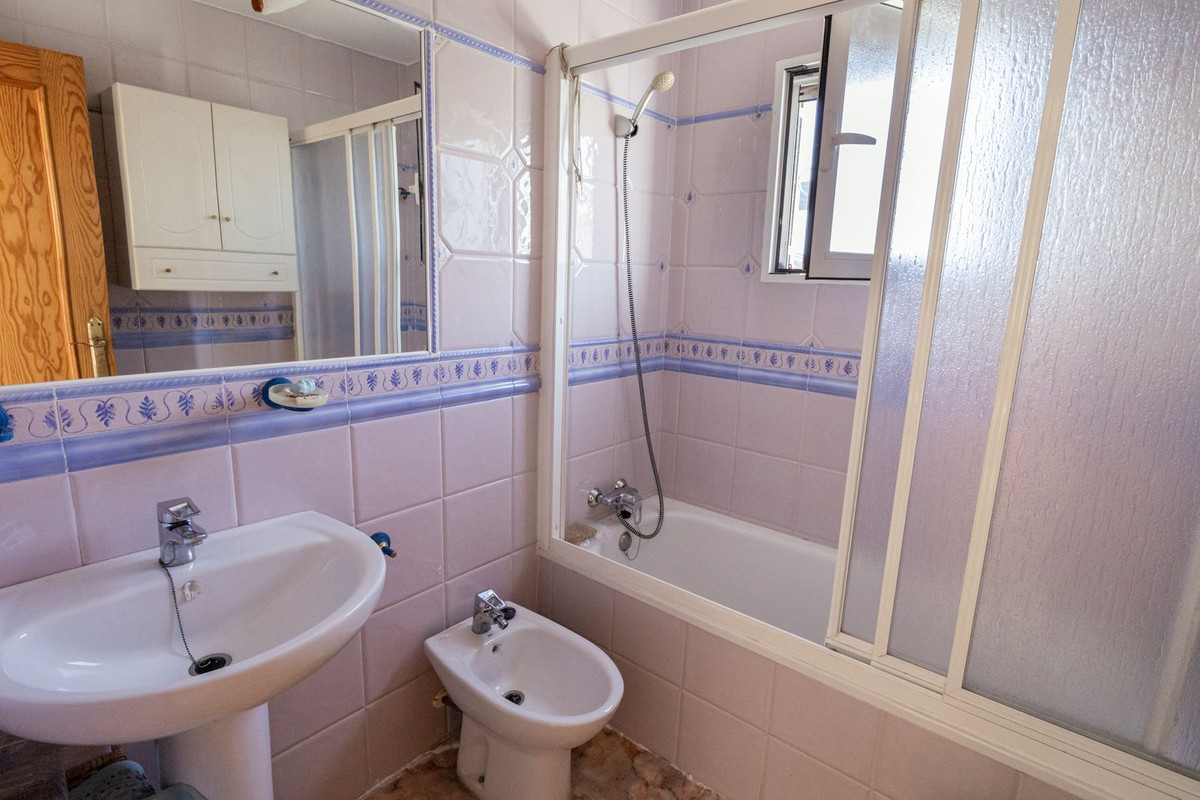 4 Bed Townhouse for sale in La Regia Costa Blanca, Alicante, Spain