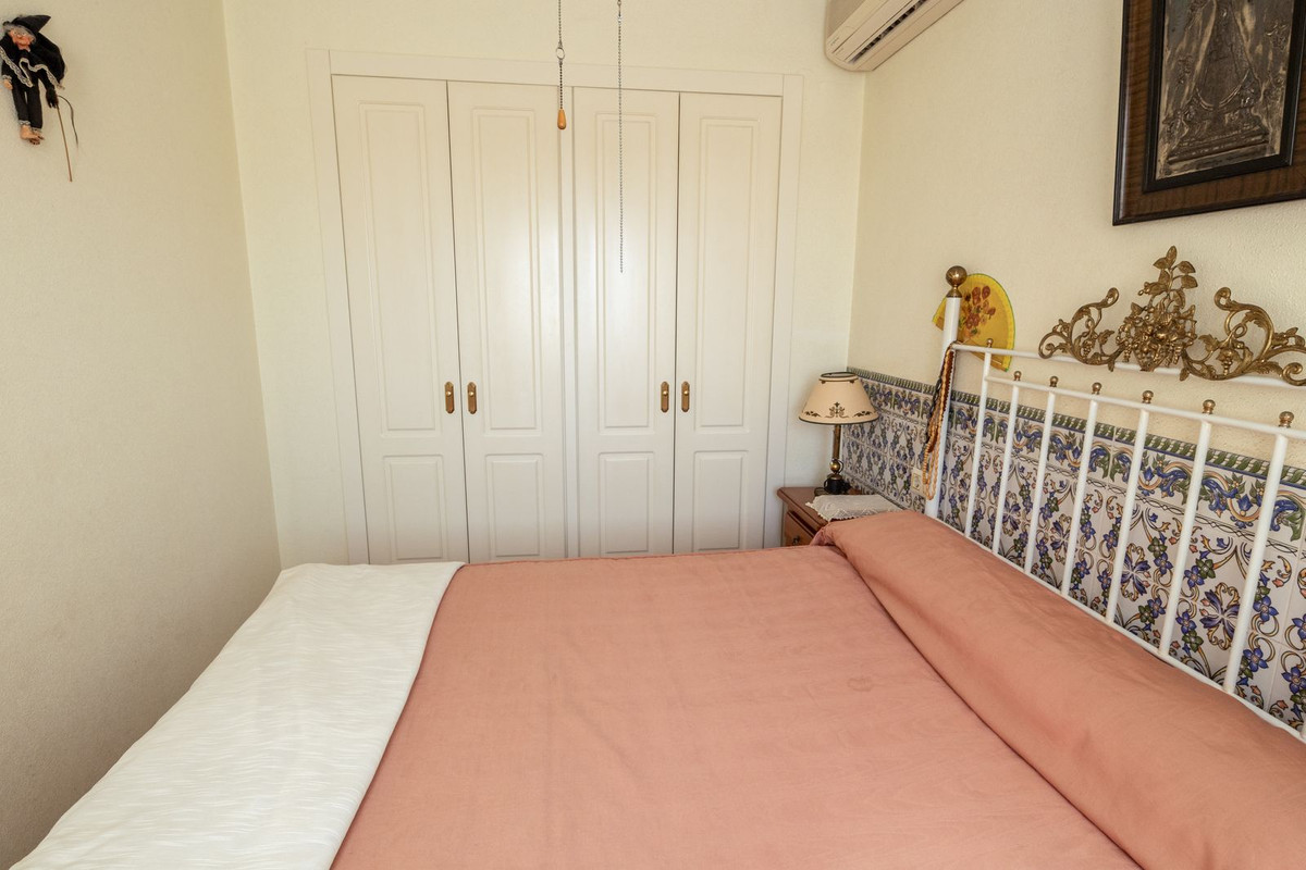 4 Bed Townhouse for sale in La Regia Costa Blanca, Alicante, Spain