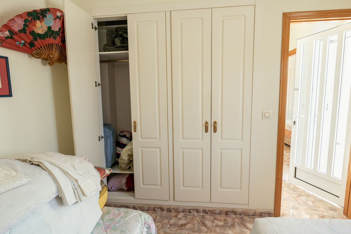 4 Bed Townhouse for sale in La Regia Costa Blanca, Alicante, Spain