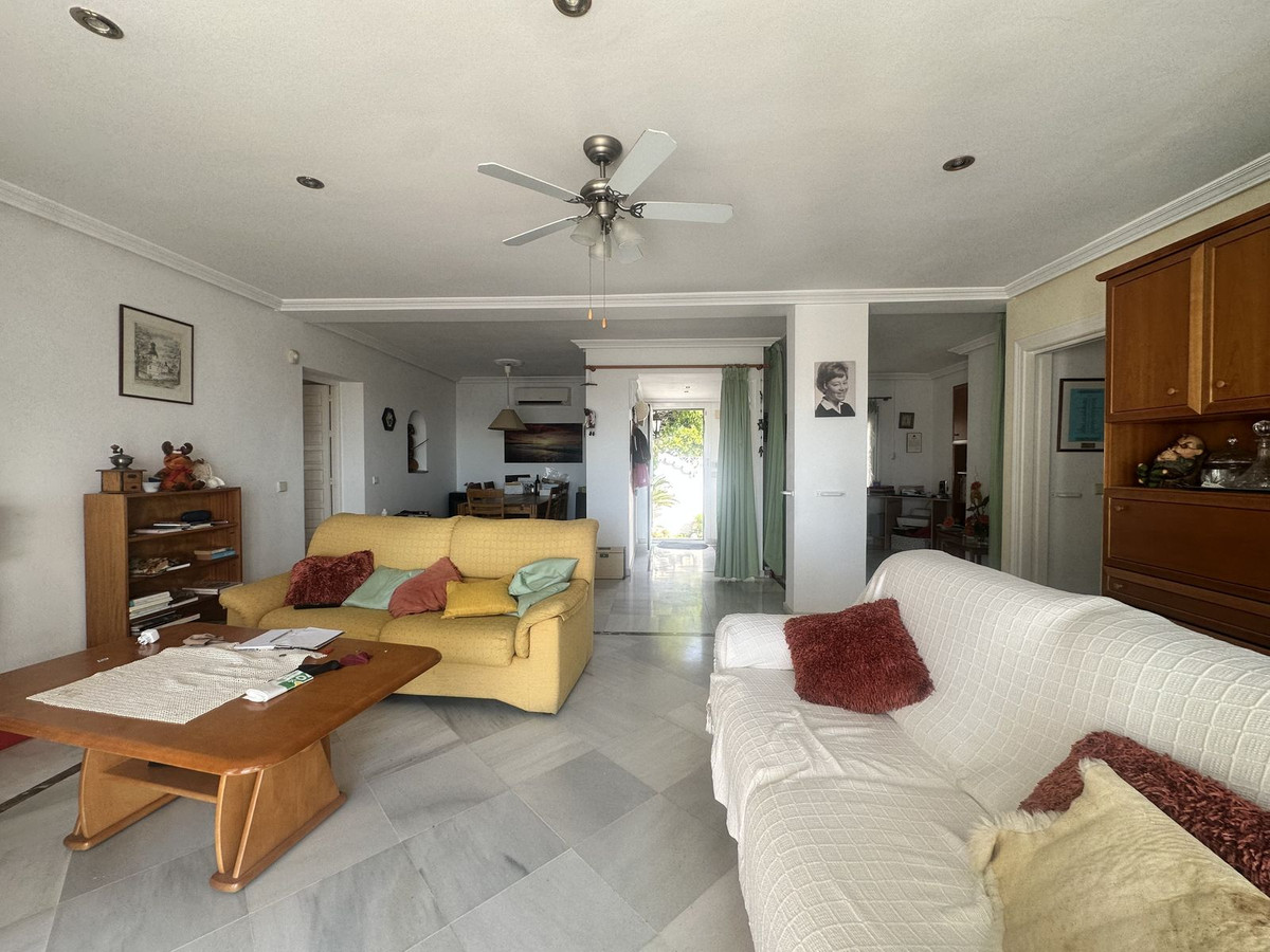 3 Bed Townhouse for sale in Calahonda Costa Del Sol, Málaga, Spain