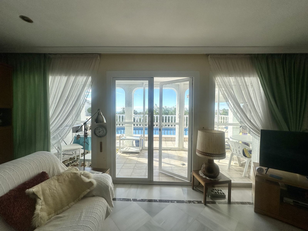 3 Bed Townhouse for sale in Calahonda Costa Del Sol, Málaga, Spain