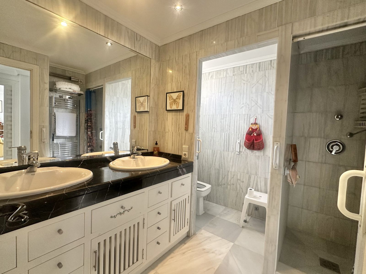 3 Bed Townhouse for sale in Calahonda Costa Del Sol, Málaga, Spain