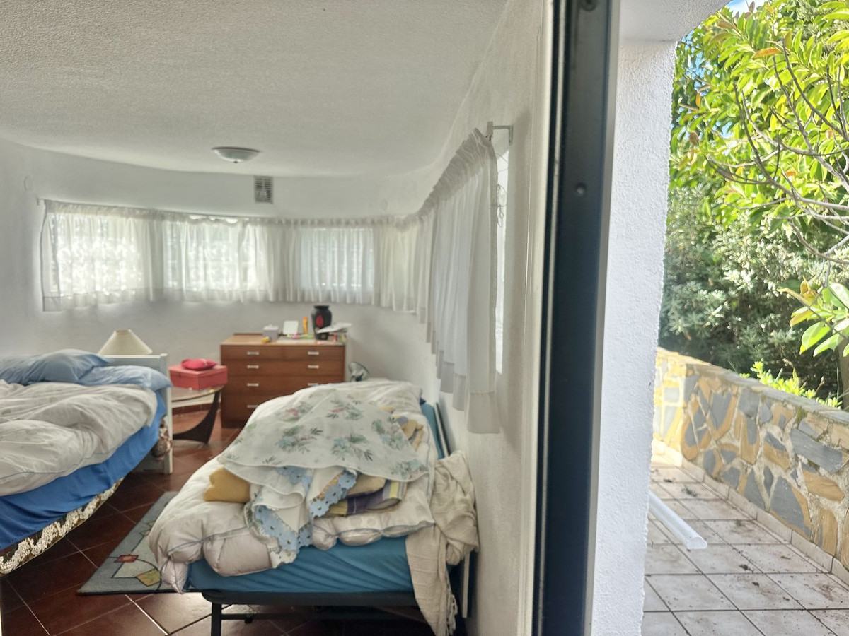 3 Bed Townhouse for sale in Calahonda Costa Del Sol, Málaga, Spain
