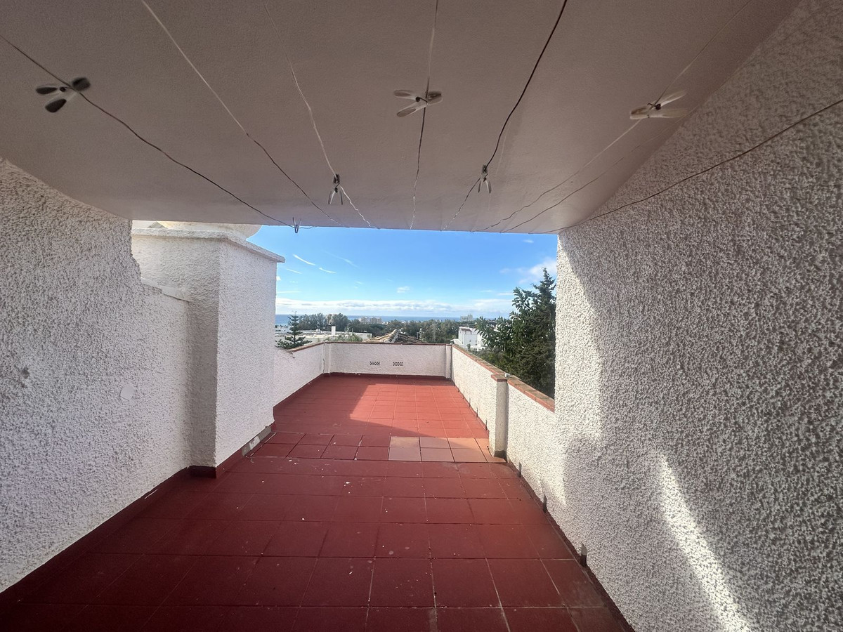 3 Bed Townhouse for sale in Calahonda Costa Del Sol, Málaga, Spain