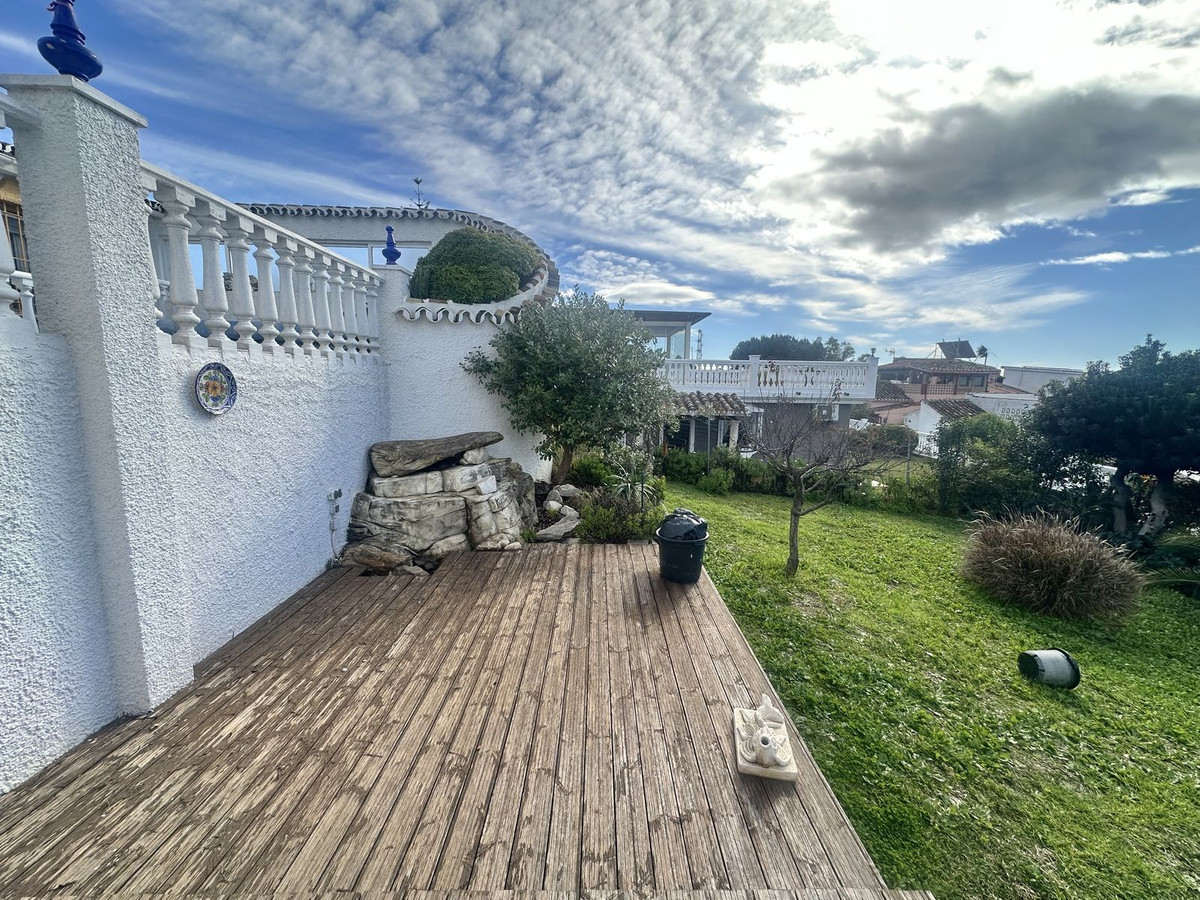 3 Bed Townhouse for sale in Calahonda Costa Del Sol, Málaga, Spain