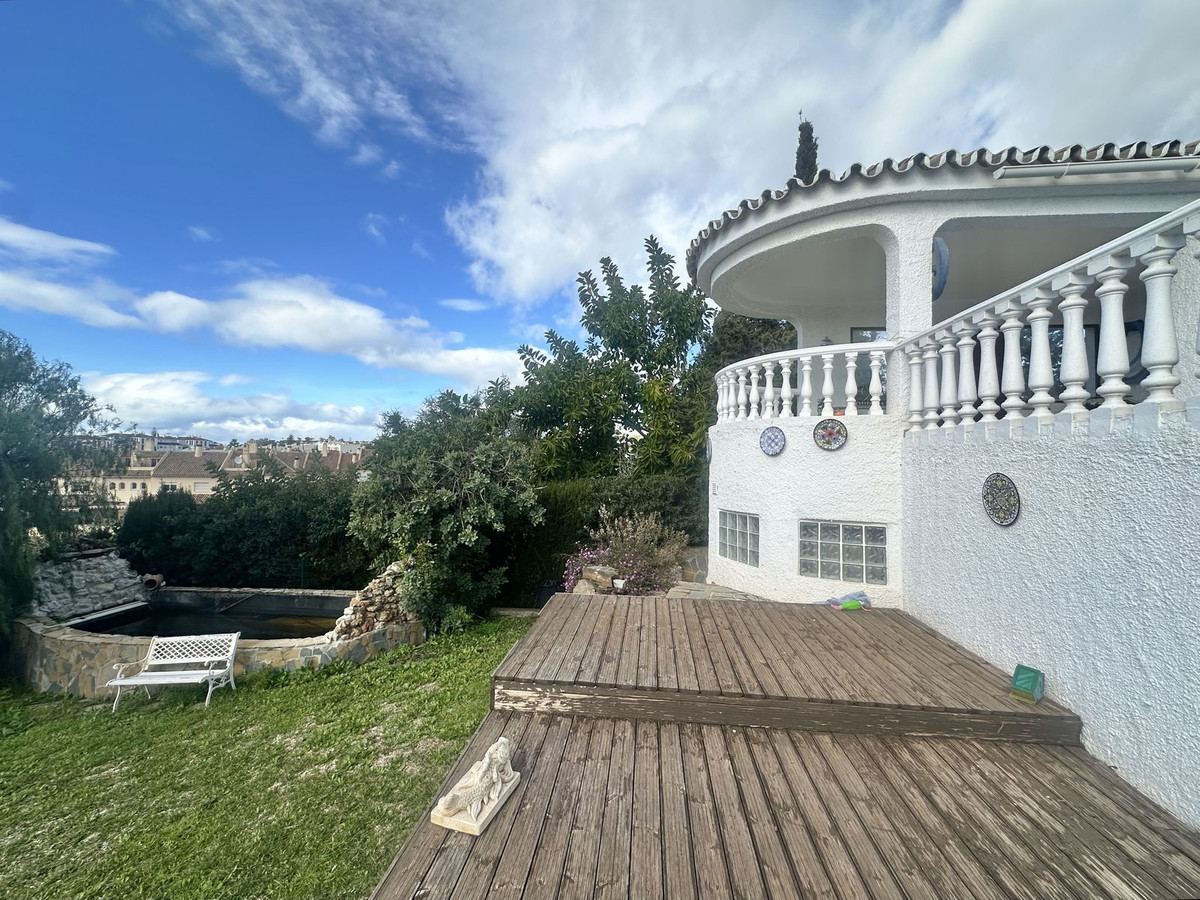 3 Bed Townhouse for sale in Calahonda Costa Del Sol, Málaga, Spain