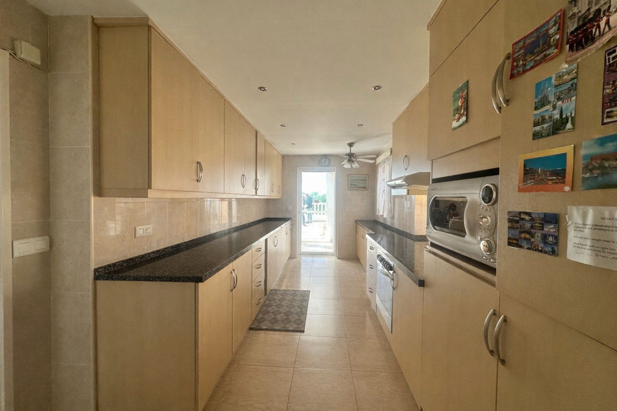 3 Bed Townhouse for sale in Calahonda Costa Del Sol, Málaga, Spain