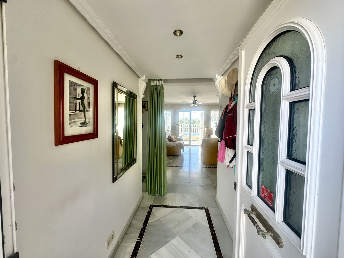 3 Bed Townhouse for sale in Calahonda Costa Del Sol, Málaga, Spain