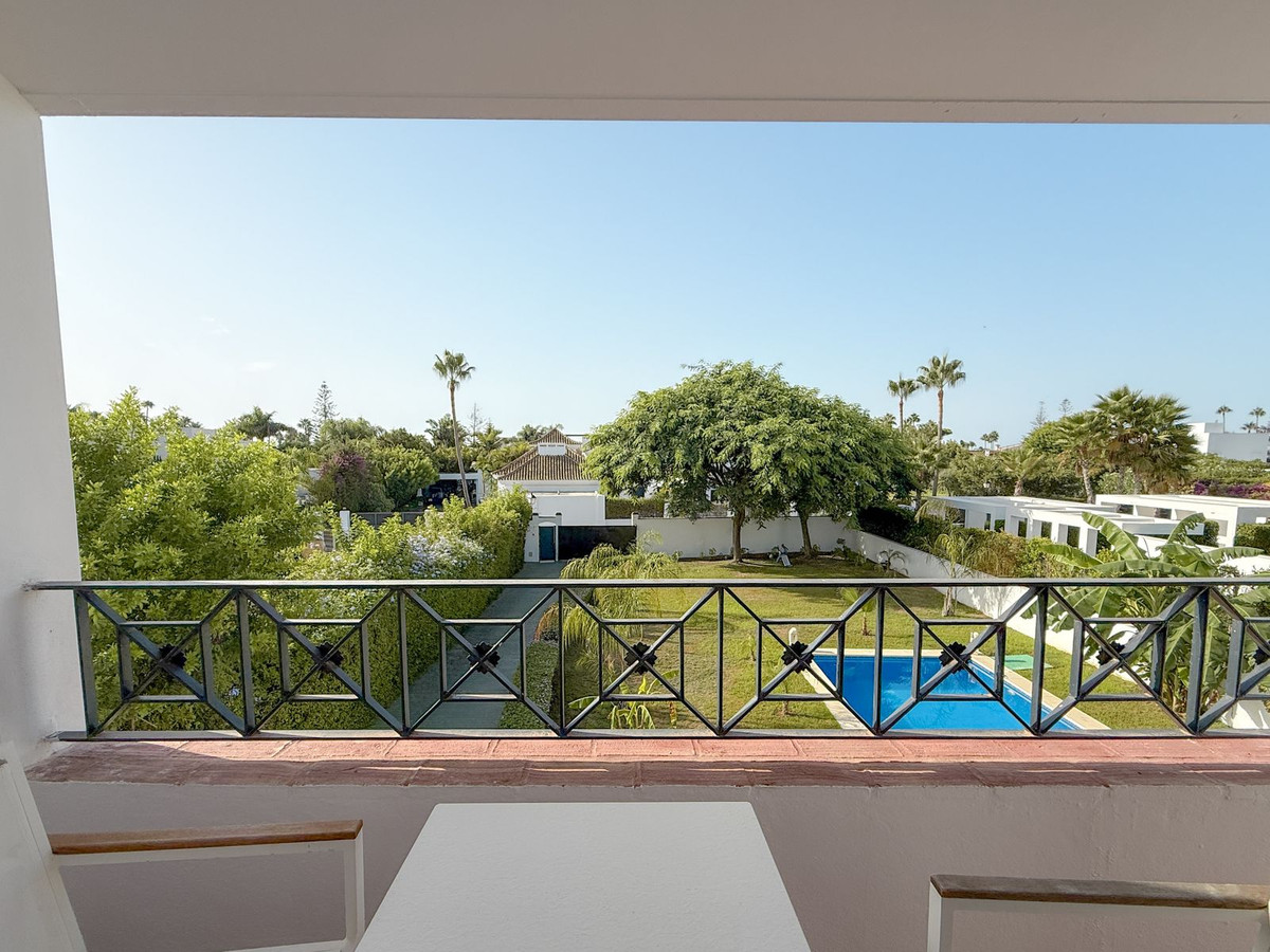 Se vende Villa - Chalet de 4 dormitorios en Costa Del Sol, Málaga, España