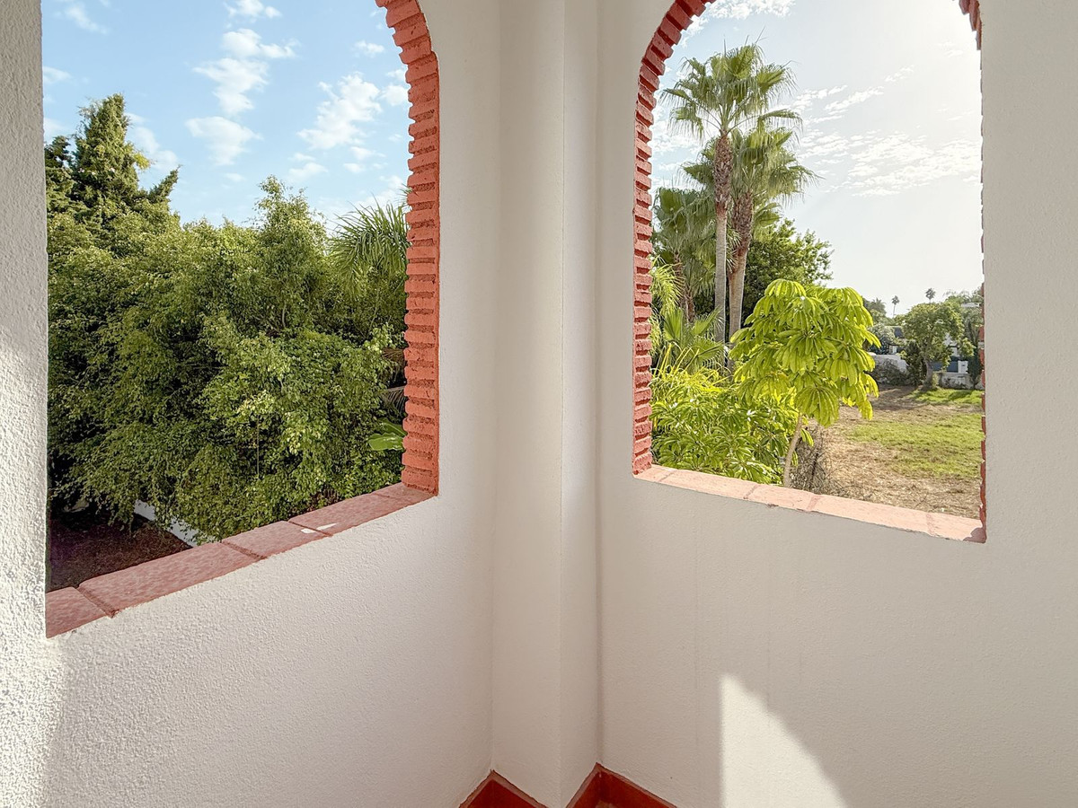 Se vende Villa - Chalet de 4 dormitorios en Costa Del Sol, Málaga, España