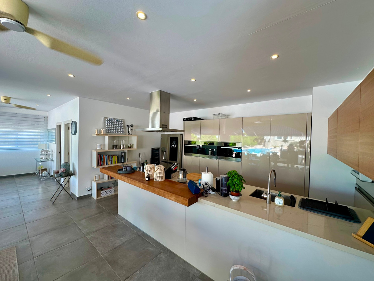 6 Bed Townhouse for sale in Ciudad Quesada Costa Blanca, Alicante, Spain