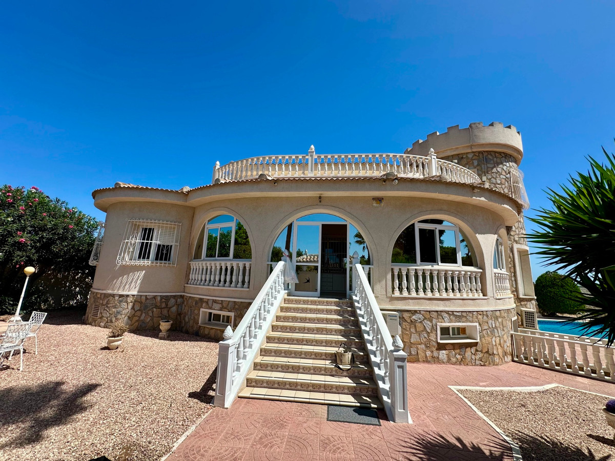 6 Bed Townhouse for sale in Ciudad Quesada Costa Blanca, Alicante, Spain