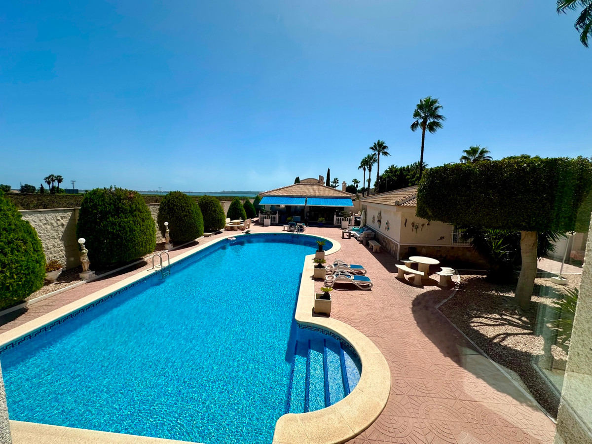 6 Bed Townhouse for sale in Ciudad Quesada Costa Blanca, Alicante, Spain