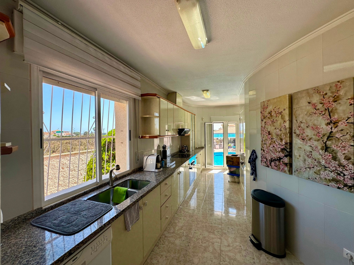 6 Bed Townhouse for sale in Ciudad Quesada Costa Blanca, Alicante, Spain